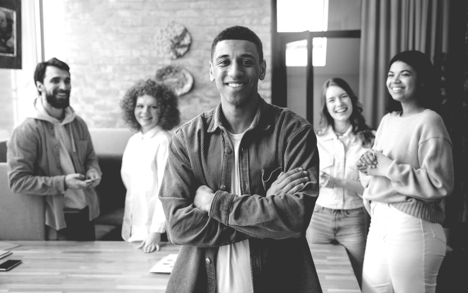 Teamdiskussion über Finanzberichte